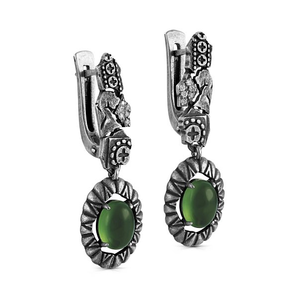 Серьги из серебра c бриллиантом